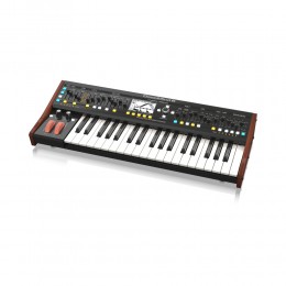 Behringer DeepMind 6 Синтезатор